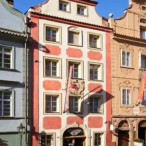 Hotel Red Lion, Prag